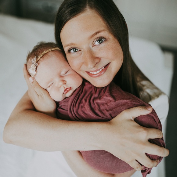 Meet your Posher, Kayla - Picture 6 of 9